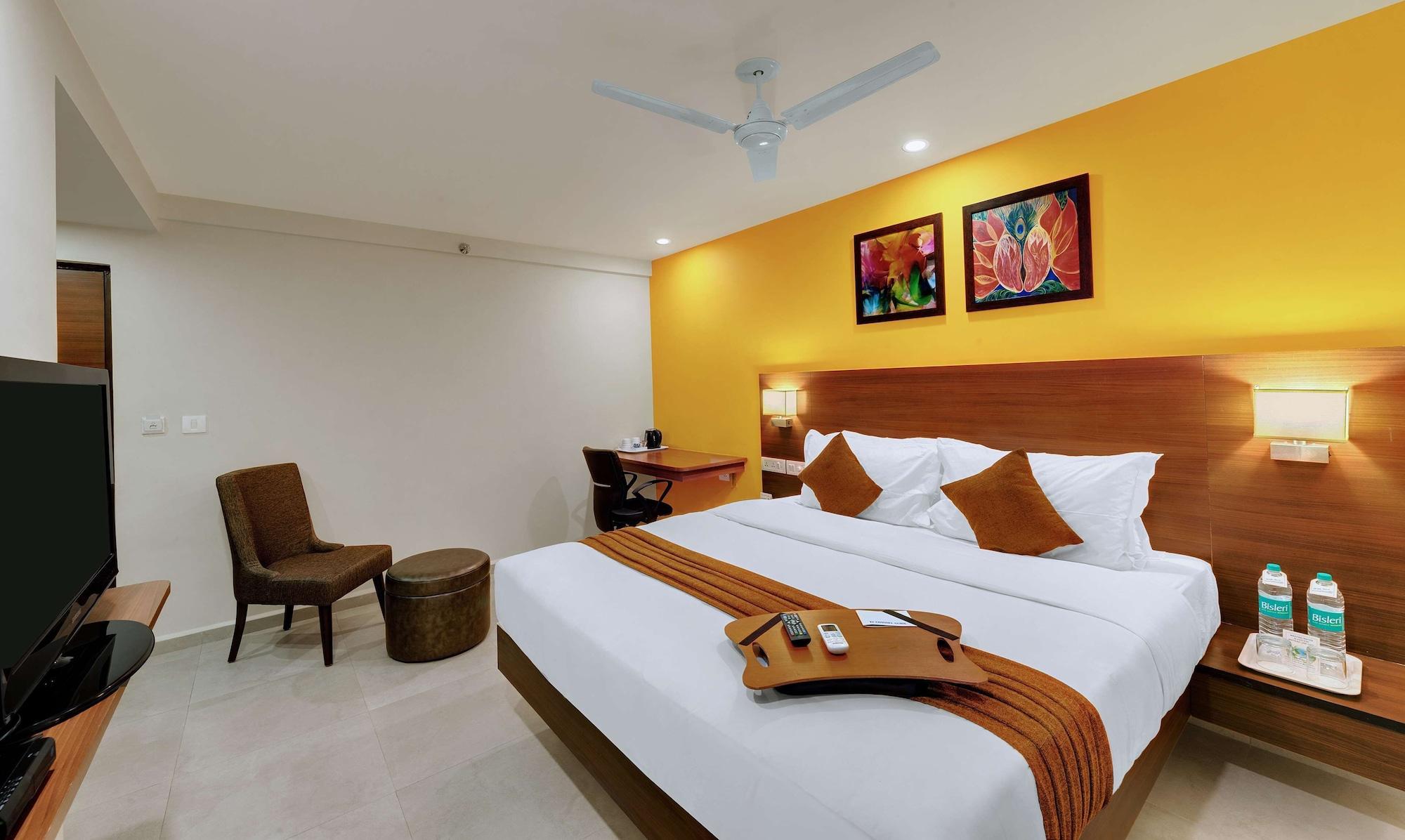 Hotel Western Alkapuri, 3*